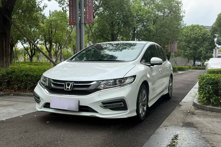 Used Honda Jade 2017 1.8L automatic Comfort version 5 seats
