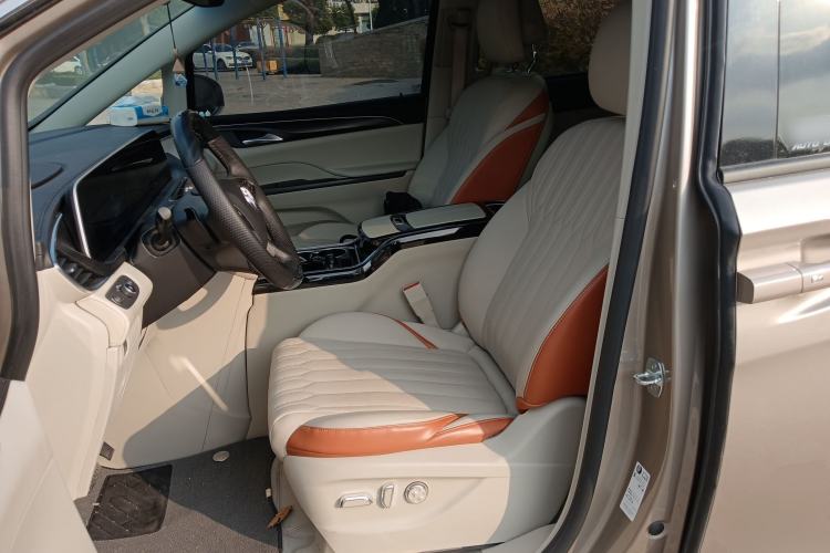 Used Buick GL8 2023 ES Lu Zun Comfort Model
