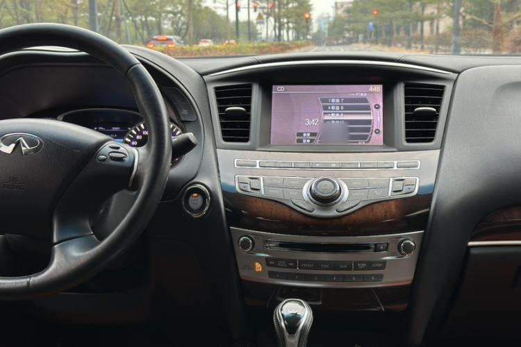 Used Infiniti QX60 2016 2.5 S/C Hybrid Two-Wheel-Drive Excellence Edition China V Standard