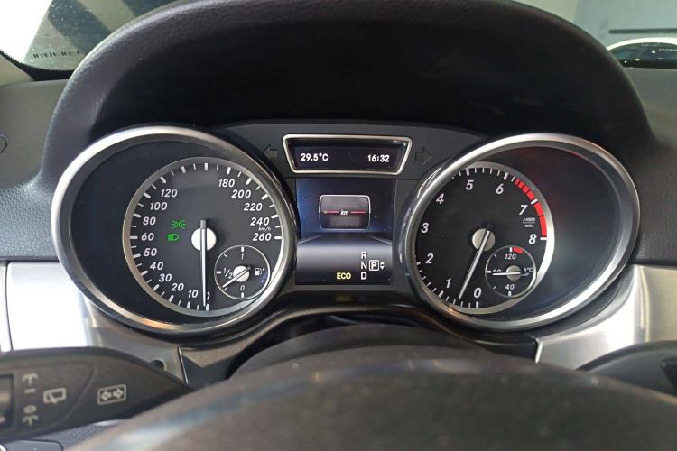 Used Mercedes-Benz M-Class 2015 ML 320 4MATIC