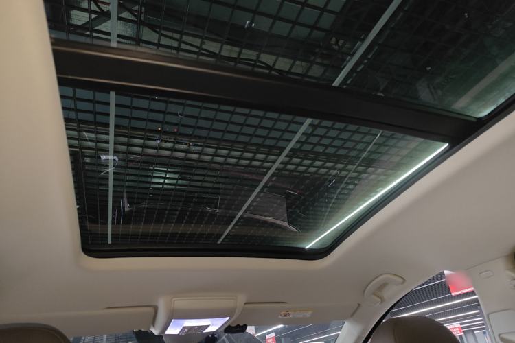 Used Volkswagen Viloran 2020 380TSI Prestige Edition
