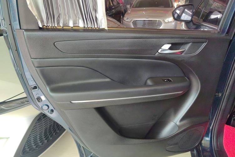 Used GAC Trumpchi M6 2021 270T DCT Luxury Edition (7 Seats)
