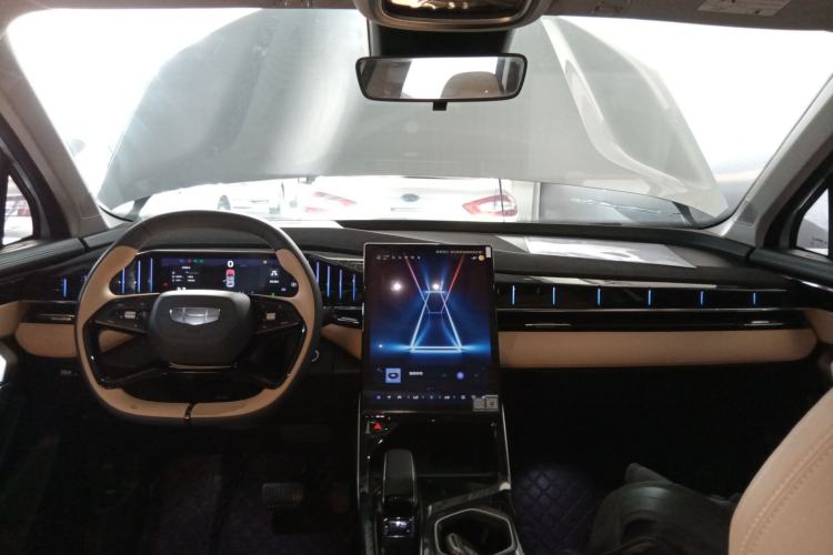 Used Geely Auto FX11 2023 1.5TD DCT Prestige Edition
