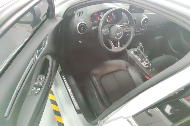 Used Audi A3 2019 Limousine 35 TFSI Fashion Edition China V standard