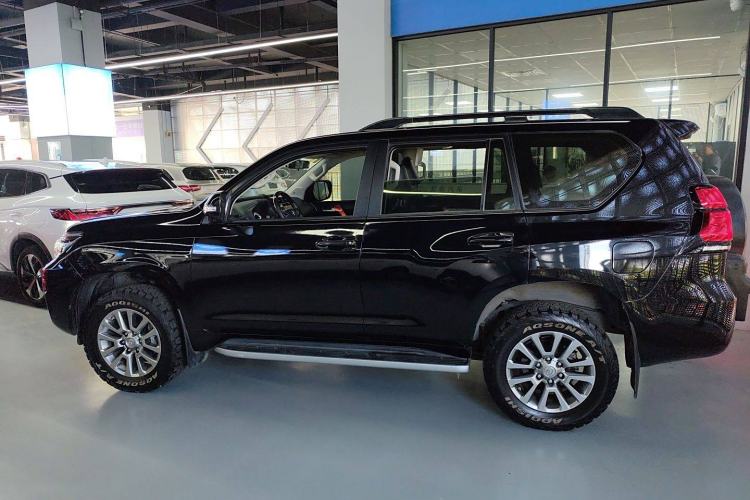 Used Toyota Prado 2018 3.5L Automatic TX-L NAVI with Rear-Mounted Spare Tire
