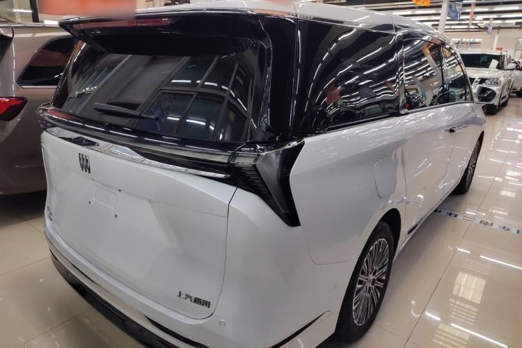 Used Buick GL8 New Energy 2024 Lu Zun Luxury Edition 7-Seater
