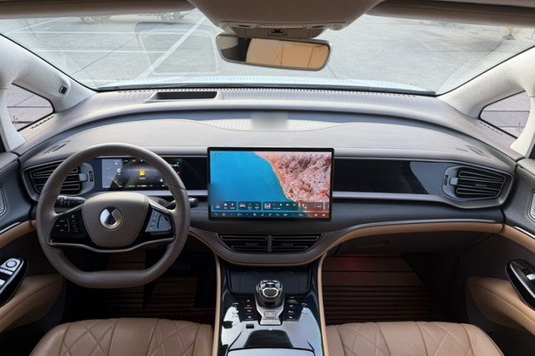 Used Denza D9 2022 DM-i 970 Four-Wheel Drive Flagship Model