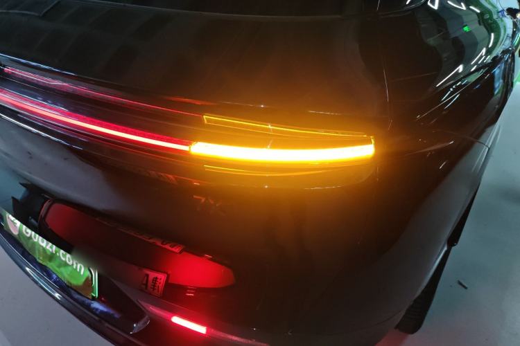 Used Zeekr 7X 2025 100 kWh Long-Range Rear-Wheel Drive with Intelligent Driving Features
