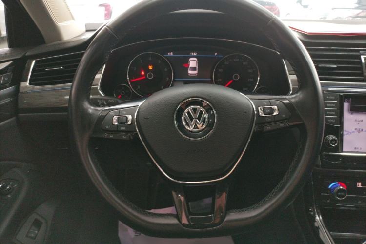 Used Volkswagen Phideon 2018 380TSI Two-Wheel Drive Business Edition