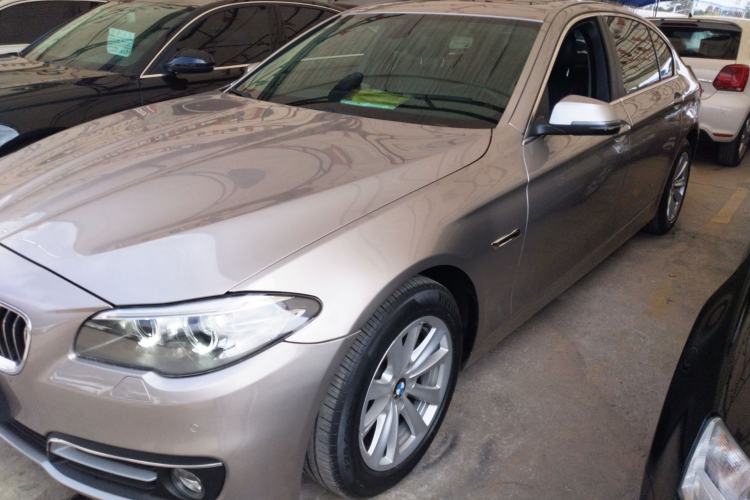 Used BMW 5 Series 2014 520Li Elegant Model
