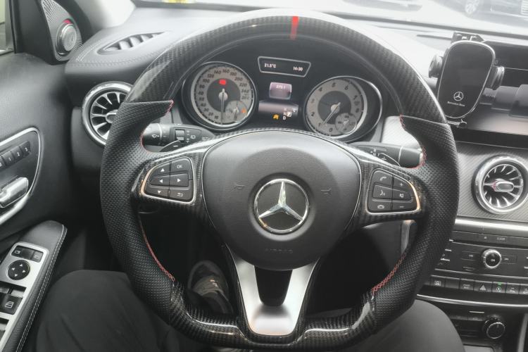 Used Mercedes-Benz GLA 2016 GLA 220 4MATIC Fashion Edition
