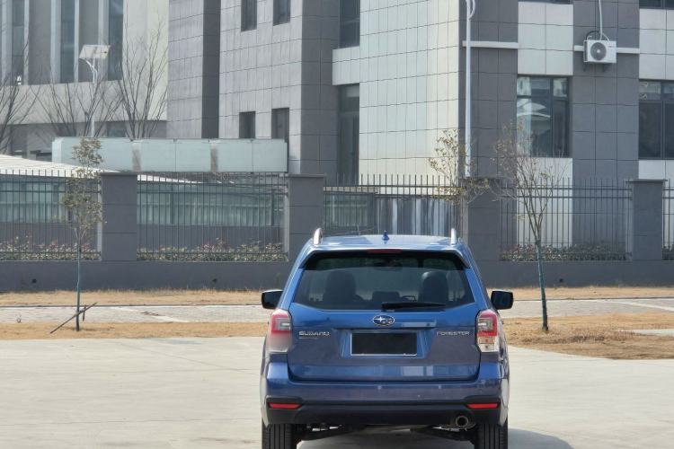 Used Subaru Forester 2016 2.0i Fashion Navigation Edition
