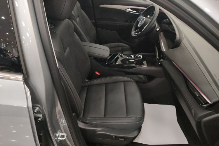 Used Buick Envision 2025 25T Entry-Grade Platinum Edition
