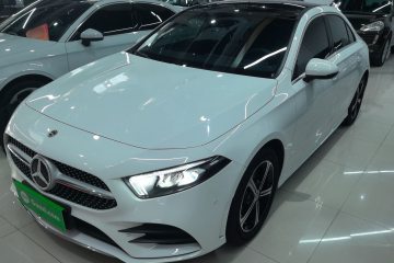 Used Mercedes-Benz A-Class 2022 Second Facelift A 200 L Sport Sedan Fashion Version
