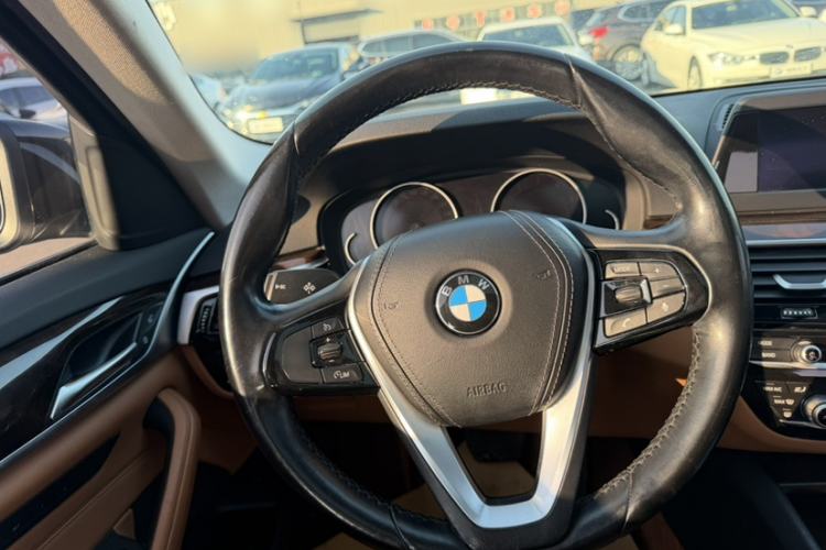 Used BMW 5 Series 2018 528Li Launch Special Edition
