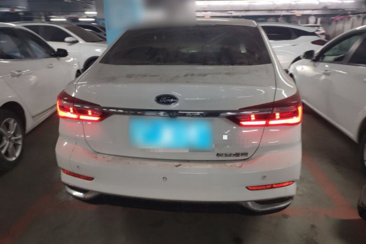 Used Ford Escort 2021 1.5L Automatic Diamond Edition
