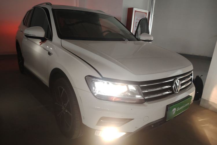Used Volkswagen Tiguan L 2019 330TSI Automatic Two-Wheel Drive Smart Luxury Version China VI Standard
