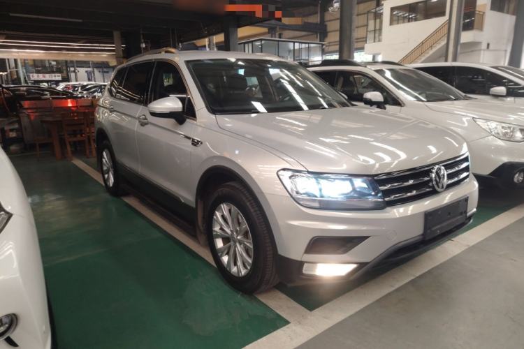 Used Volkswagen Tiguan L 2017 330TSI Automatic Two-Wheel Drive Luxury Edition
