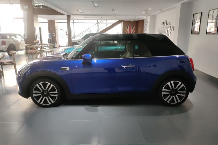 Used  MINI 2019 1.5T COOPER CABRIO Artist
