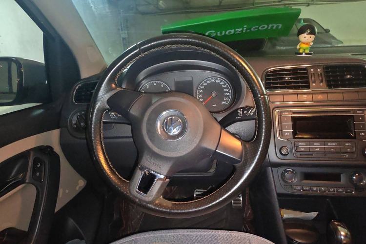 Used Volkswagen Polo 2012 1.6L Cross Polo Automatic Transmission
