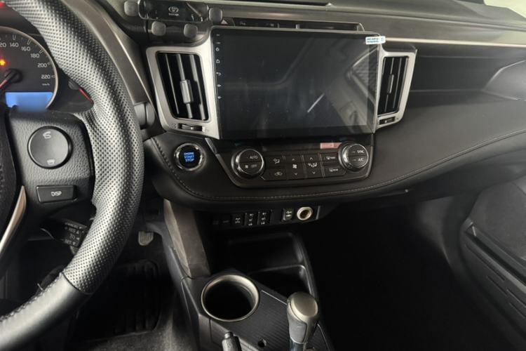 Used Toyota RAV4 2015 2.5L Automatic 4x4 Elite Edition
