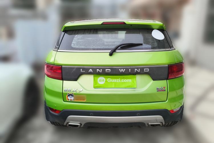 Used Land X7 2015 2.0T Panoramic Prestige Edition
