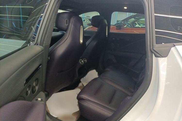 Used  07 2024 Max Extended-Range Edition