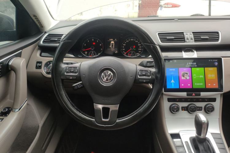 Used Volkswagen Magotan 2015 Facelift 1.8TSI Luxury Model