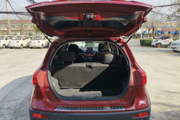 Used Haval H1 2015 1.5L Manual Luxury Model
