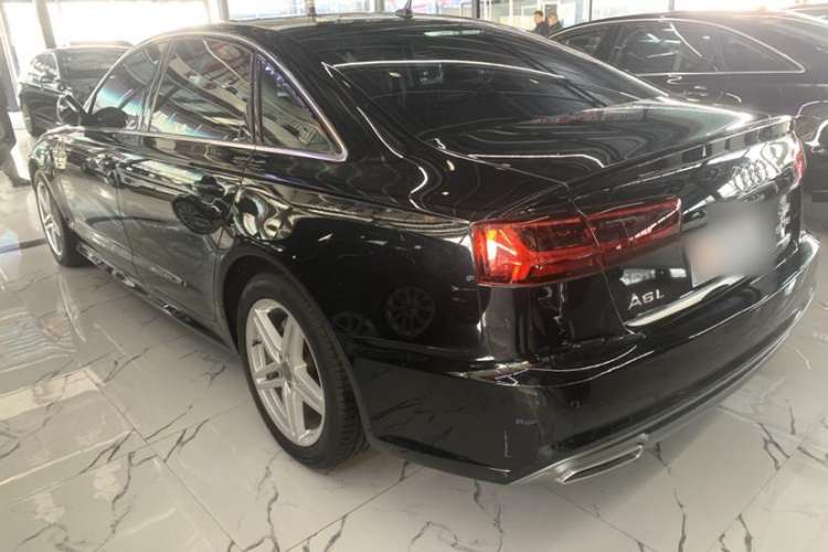 Used Audi A6L 2018 30th Anniversary Edition 35 TFSI Fashion Model
