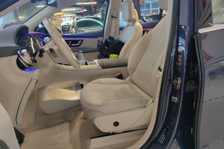 Used Mercedes-Benz EQS SUV 2023 450 4MATIC Pioneer Edition
