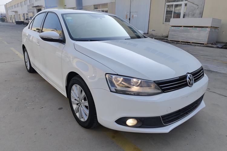 Used Volkswagen Sagitar 2015 1.6L Automatic Comfort Model
