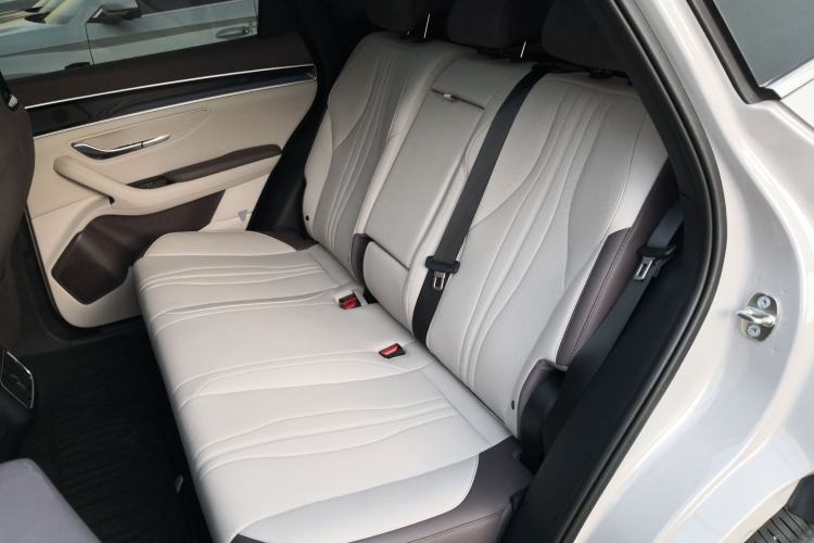 Used BYD Song PLUS New Energy 2025 EV Smart Drive Edition 605km Flagship Model
