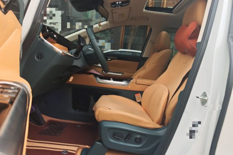 Used GAC Trumpchi Trumpchi E8 2024 Honor Series 2.0L Honor Edition
