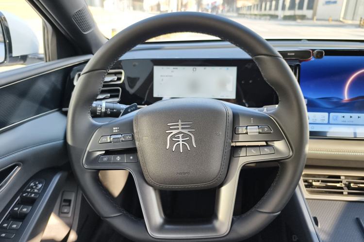 Used BYD Qin L 2025 DM-i Smart Drive 80KM Leading Model