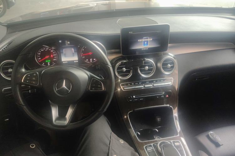 Used Mercedes-Benz GLC 2019 GLC 260 L 4MATIC Dynamic Model
