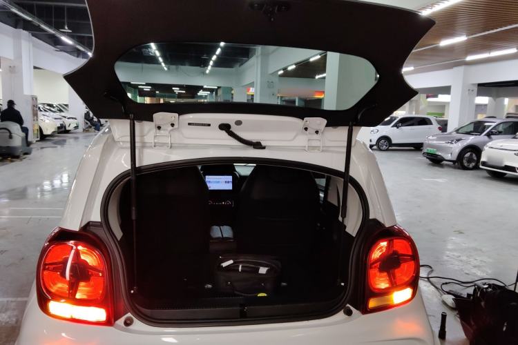 Used Roewe Clever 2022 311km QiQi BoBo Edition