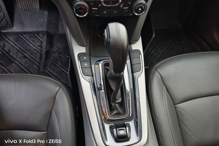 Used Chevrolet Malibu 2016 2.0L Automatic Luxury Edition
