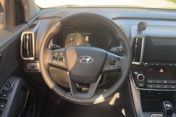 Used Hyundai ix35 2019 2.0L Automatic 2WD Zhiyong·Changxiang Edition China V Standard
