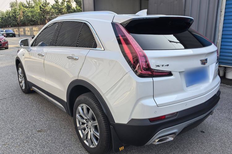 Used Cadillac XT4 2021 28T Two-Wheel Drive Leading Version
