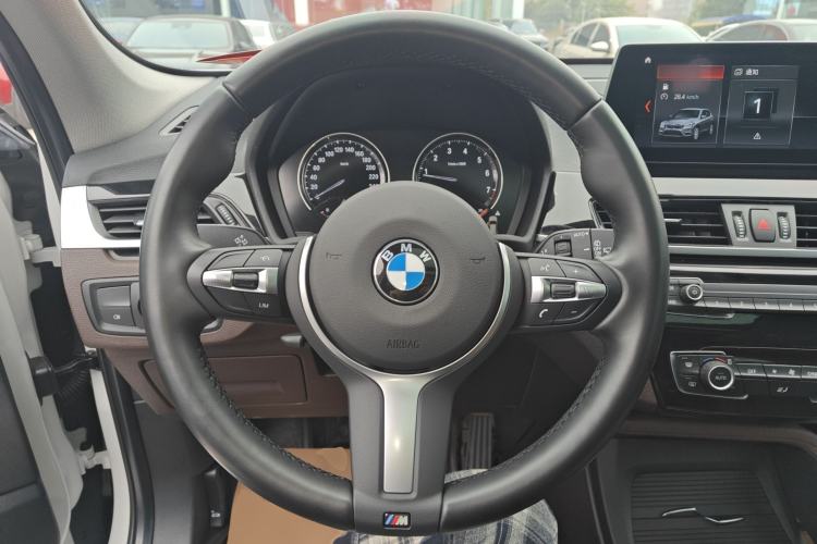 Used BMW X1 2022 sDrive25Li Leading Model
