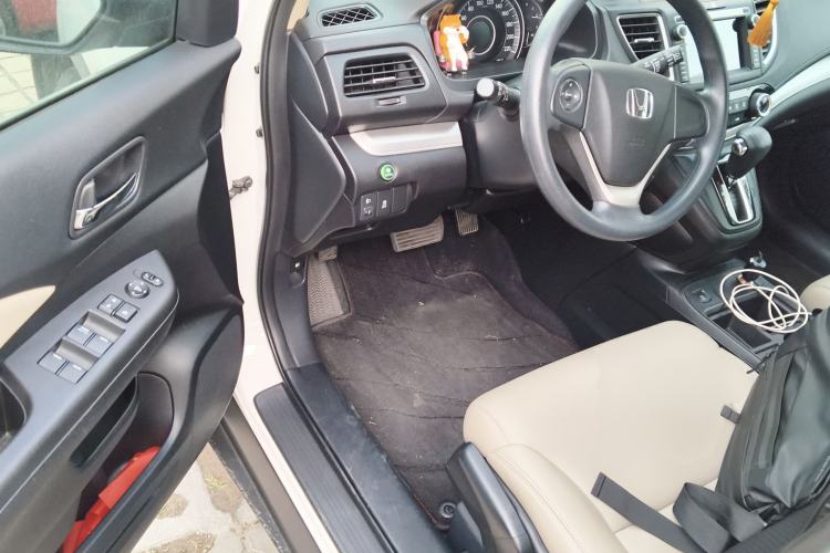 Used Honda CR-V 2016 2.0L two-wheel drive Urban Edition
