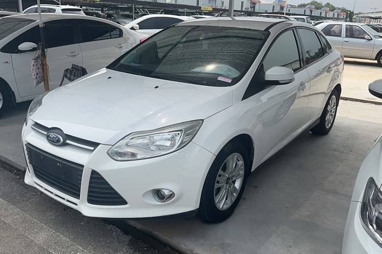 Used Ford Focus 2012 Sedan 1.6L Automatic Comfort Model
