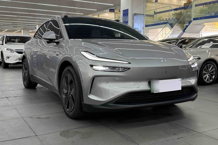 Used ONVO L60 2024 60 kWh Rear-Drive Version