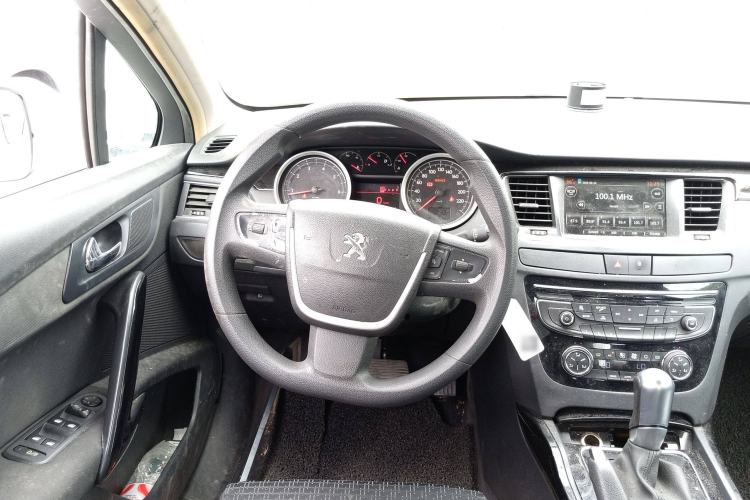 Used Peugeot 508 2015 2.0L Automatic Zhiyi Edition
