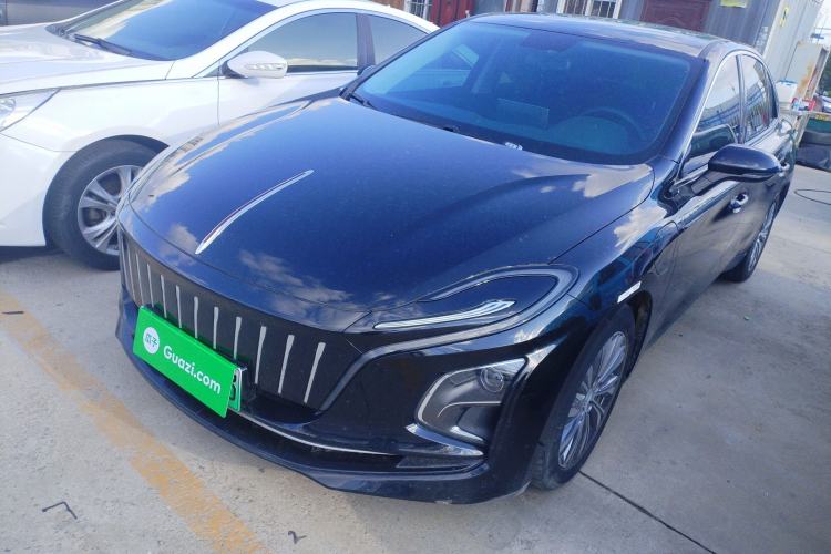 Used Hongqi E-QM5 2022 431 km Charge & Enjoy Edition
