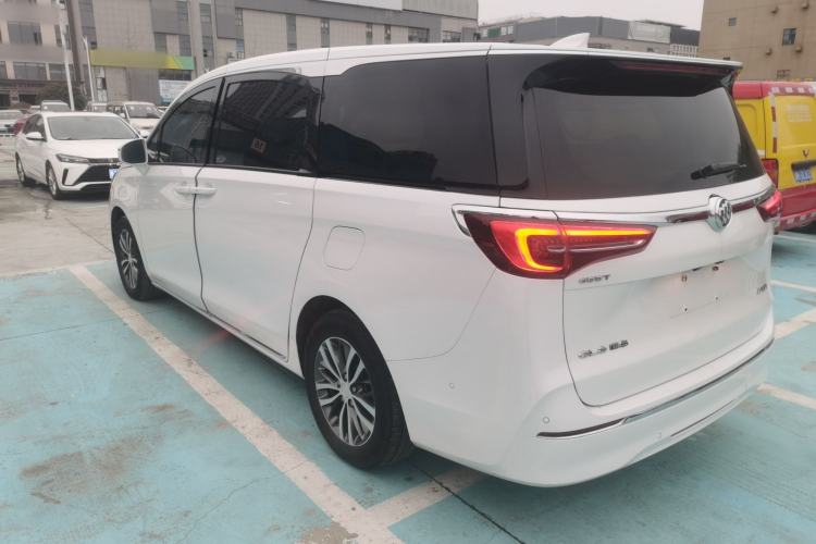 Used Buick GL8 2023 ES Lu Zun Deluxe Model
