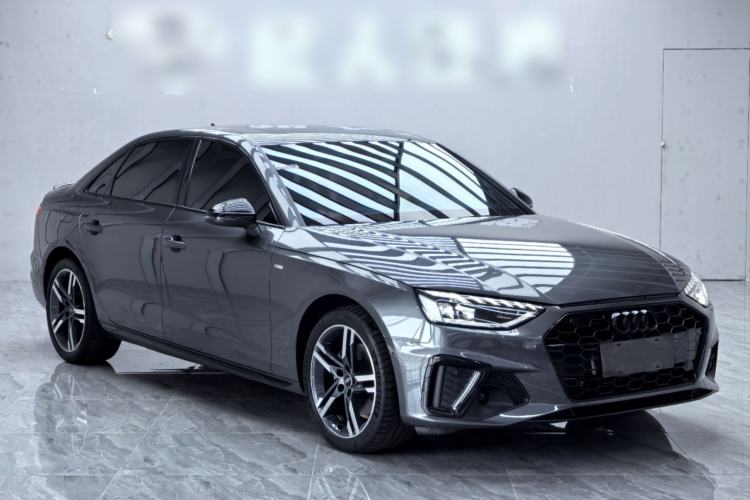 Used Audi A4L 2022 40 TFSI Luxury Dynamic Model
