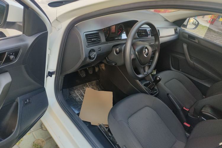 Used Volkswagen Santana 2018 1.5L Manual Fashion Edition
