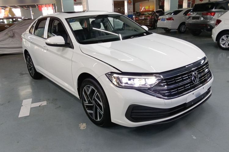 Used Volkswagen Sagitar 2025 Facelifted 300TSI DSG Flyover Edition